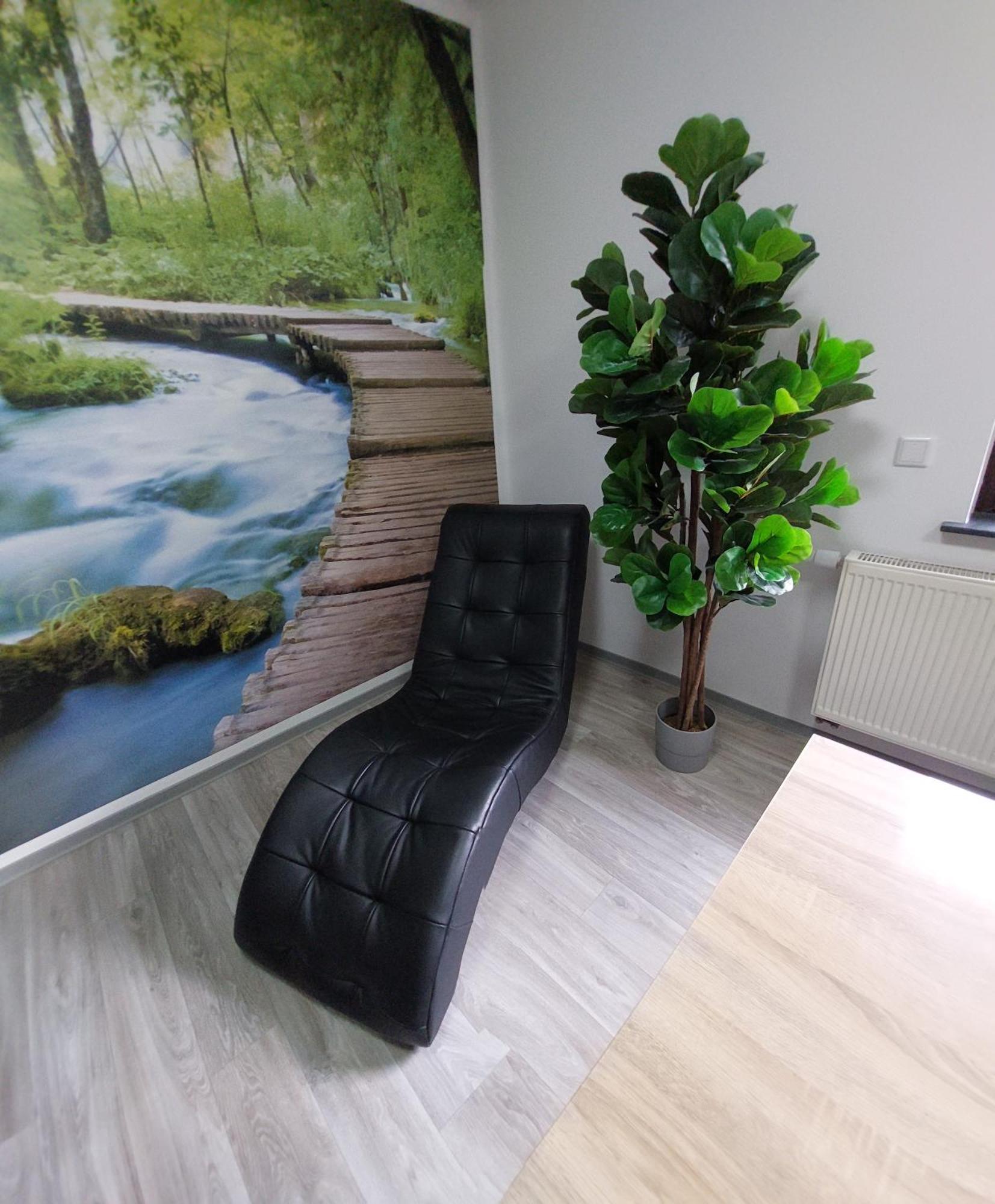 Ganze Ferienwohnung 5 Km Von Erfurt, Mit Kaffeevollautomat, Tv, Wlan, Boxspringbett, Schlafsofa Und Einkaufsmoeglichkeiten, Sehr Gute Anbindung Zur A71 Und A4, Kostenloser Oeff Parkplatz Fuer Pkw Und Transporter Elxleben Екстериор снимка